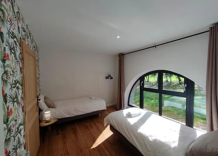 Grande * Saint-Jean-du-Cardonnay